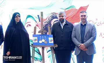 رونمایی از مدال ورزشی منطقه‌۸    4