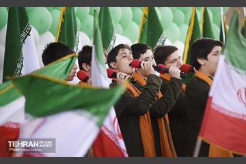 روز جمهوری اسلامی ایران در برج میلاد 37