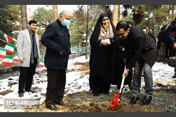 ایین آغاز بوستان بانوان منطقه 13و 21