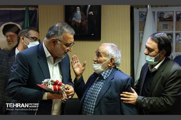 دیدار شهردار تهران با نخبگان منطقه 16 شهرداری 45