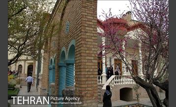 حال و هوای بهاری در خانه موزه مقدم  22