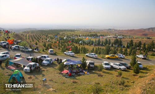 بوستان نرجس خاتون (س) و بوستان هاى منطقه ١٥ در روز طبیعت 9