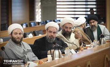 نشست شهردار تهران با وعاظ در آستانه ماه مبارک رمضان 13