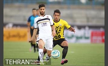 دیدار راه آهن و سپاهان در لیگ برتر فوتبال 16