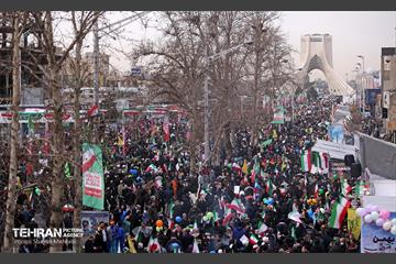 چهل‌و‌‌هفتمین جشن پیروزی انقلاب اسلامی - 2 45