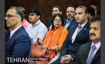 آئین درخت کاری به مناسبت تولد گاندی 2