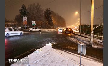 بارش برف زمستانی در معابر شمالی پایتخت - 1 2