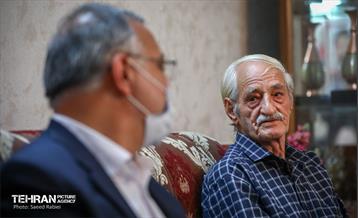 حضور شهردار تهران در منزل آتش نشان شهید مرتضی حیدری 23