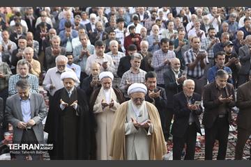 نماز عید سعید فطر در حرم حضرت عبدالعظیم حسنی (ع) 24