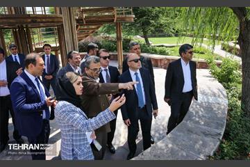 بازدید وزیر فرهنگ جمهوری آذربایجان از اراضی عباس آباد 16