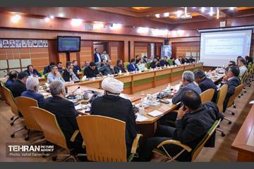 بازدید پرویز سروری از منطقه 17
