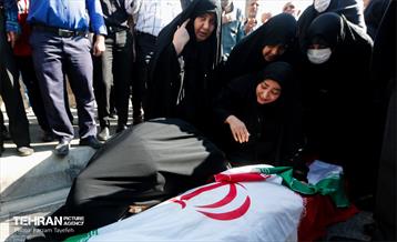 تشییع پیکر جانباز شهید سردار محمدحسین منصوری 17