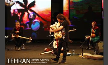 کنسرت آنلاین گروه رستاک 15