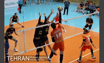 دیدار تیم های والیبال سایپا و خاتم یزد 25