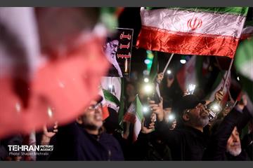 عزاداری مردم تهران در پی شهادت رهبر انقلاب اسلامی 17