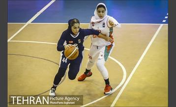 دیدار تیم های بسکتبال مهرام و گاز تهران 17