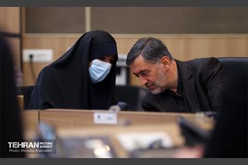 نشست صمیمانه شهردار تهران با فعالان دانشجویی 16