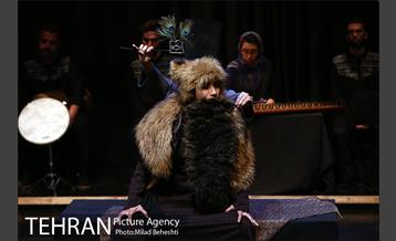 نمایش من تاجی ام 6