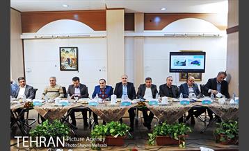 سی و دومین جلسه شورای معاونان، مشاورین و شهرداران با حضور شهردار تهران 16