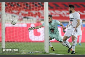 دیدار تیم های فوتبال پرسپولیس و ذوب آهن  14