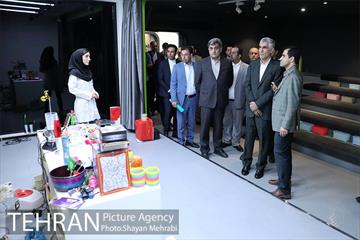 بازدید مهندس افشانی شهردار تهران از مجموعه باغ کتاب 12