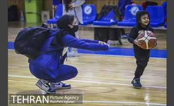 دیدارهای هفته پایانی بسکتبال زنان 11