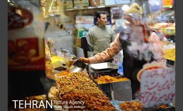 خرید شب یلدا در بازار تجریش 28