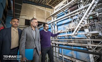 بازدید معاون دادستان کل کشور از مجتمع دفع و پردازش آرادکوه 12