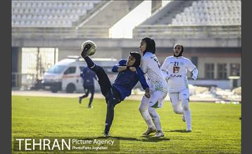 دیدار فوتبال زنان بین ذوب آهن و البرز 8