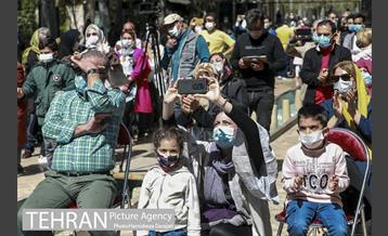 اجرای گروه موسیقی فانوس در باغ فردوس 19