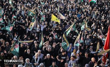 آیین پیاده‌روی جاماندگان اربعین حسینی - میدان امام حسین (ع) 13