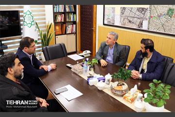 حضور مدیرکل سرمایه انسانی شهرداری در منطقه ۱۵ 5