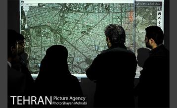 بازدید شهردار تهران از موزه نقشه تهران 39