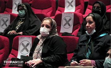 دیدار صمیمی معلولان منطقه 20 با مدیران شهری 3