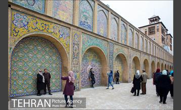 قاب‌های کاشی‌های کاخ کلستان 10