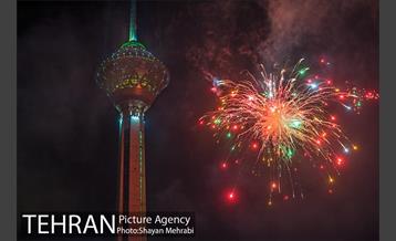 نور افشانی برج میلاد به مناسبت 22 بهمن 7