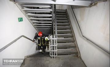 مسابقه پله‌نوردی آتش‌نشانان در برج میلاد 10