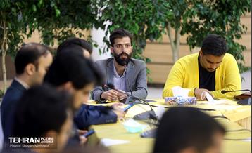 نشست هم اندیشی رئیس مرکز ارتباطات و امور بین الملل با اصحاب رسانه 31