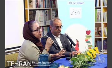 دورهمی صمیمی با ناصر یوسفی در دهکده کتاب بازی و اندیشه 7