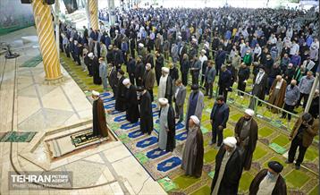 میز خدمت شهرداری تهران در نماز جمعه 54