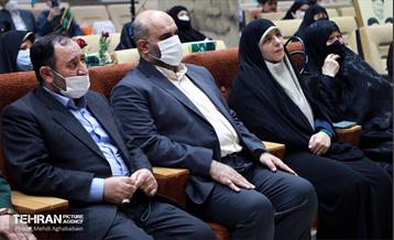 تجلیل و تکریم مادران شهید در منطقه هشت  7