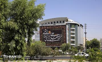 اکران نماپرچم و ابرپرچم‌های طرح حرم رضوی در باب الرضای پایتخت 13