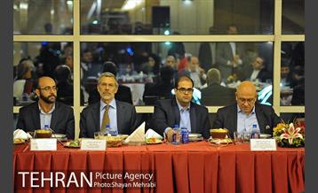 نشست سرپرست شهرداری تهران با میهمانان خارجی سی و یکمین نمایشگاه بین المللی کتاب  تهران 12