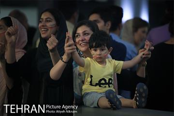 تماشای بازی تیم های ملی ایران و اسپانیا در پردیس سینمایی چارسو  11