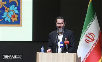 نشست فصلی ائمه جماعت و مدیران حوزه های علمیه منطقه 12 با مدیران شهری 14