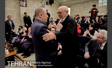 تولد ماه، فخرالدین فخرالدینی 5