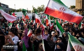 حضور رئیس جمهور در جمع مردم جنوب غرب تهران 23