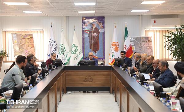 بازدید شهروندان منطقه یک از پروژه‌های عمرانی شهر تهران  46