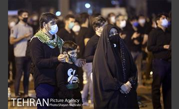 مراسم شام غریبان در میدان امام حسین(ع) 44