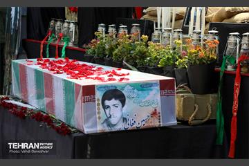 تشییع پیکر شهید حسین فغانی 28